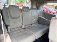 2016 Honda Odyssey EXL West Mount Houston - Image 8