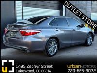 2015 Toyota Camry SE Sedan 4D Sedan in GREAT CONDITION! Zephyr St, Lakewood, CO 80214 - Image 4