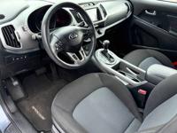 MEMORIAL DAY SALE * TAKE 500 OFF 2016 Kia Sportage / Clean Title CLEAN TITLE // AMAZING DEAL!!BEST PRICES IN TOWN GUARANTEED - Image 10