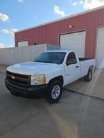 2013 Chevy Silverado 1500 Work truck good condition Edmond - Image 2