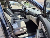 2016 Honda Pilot Elite. AWD 4WD. Loaded! Denver - Image 8
