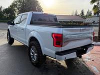 2017 Ford F-150 Platinum Super Crew 4x4//Fully Loaded//Clean Title!! EXCELLENT CONDITION // CLEAN CARFAX // VANCOUVER AUTO CENTER - Image 8