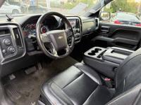 2017 Chevrolet Silverado 1500 LT 4X4 // 25 Service History Records GREAT CONDITION // AWESOME DEAL // VANCOUVER AUTO CENTER - Image 10