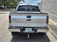 2013 Ford F150 Super Crew Cab XLT 4X2 **5.0L V8** De Bary - Image 9