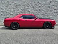 2015 Dodge Challenger R/T Scat Pack 6-Speed Manual **LQQK** De Bary - Image 6