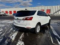 2021 Chevrolet Chevy Equinox LS AWD! PRIVACY GLASS! ONE OWNER! - Image 6