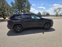 2019 Jeep Cherokee Latitude Sport Centennial Co - Image 10