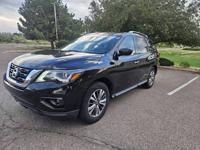 2019 Nissan Pathfinder SV AWD Centennial Co - Image 10