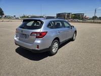 2017 Subaru Outback 2.5i Premium Centennial Co - Image 4