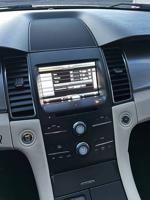 2015 Ford Taurus SEL AWD Auburn - Image 9
