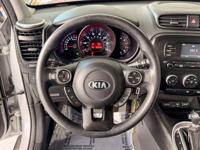 2016 Kia Soul + Wagon 4D Shoreline - Image 10