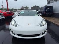 2012 PORSCHE PANAMERA 4 AWD / LOADED MODEL *** LOOOK *** FEASTERVILLE - Image 3