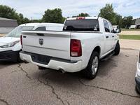 2012 RAM 1500 2WD Crew Cab 140.5 Express - Image 4