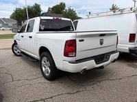 2012 RAM 1500 2WD Crew Cab 140.5 Express - Image 5