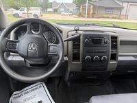 2012 RAM 1500 2WD Crew Cab 140.5 Express - Image 6