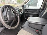 2012 RAM 1500 2WD Crew Cab 140.5 Express - Image 7