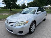 2011 Toyota Camry LE - Image 2
