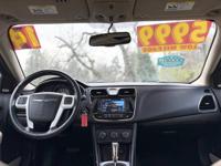 2014 Chrysler 200 Limited – Clean Title | Low Miles | V6 Power multnomah county - Image 7