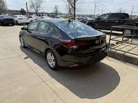 2020 Hyundai Elantra - Image 5
