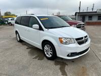 2018 Dodge Grand Caravan in excellent condition 122k miles pasadena - Image 3