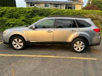 2011 subaru outback AWD Seattle - Image 3
