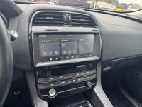 2019 Jaguar F-Pace 30t Prestige *** EXCELLENT CONDITION *** Blanding Blvd Jacksonville - Image 10