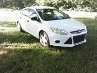 24,000 Original Miles Ford Focus 2.0L 4 Cyl Gasaver Henryetta - Image 9