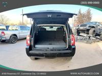 2018 GMC Yukon, SLT 4WD AUTO HUB - Image 8