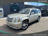 2013 Cadillac Escalade, Platinum Edition AWD AUTO HUB - Image 2