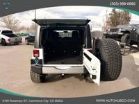 2016 Jeep Wrangler, Unlimited Sahara 4WD MANUAL, 6-SPD AUTO HUB - Image 7