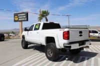 2019 *Chevrolet* *Silverado* *2500HD 4WD 4X4 DIESEL TRADE FINANCE Chevrolet Silverado 2500HD - Image 4