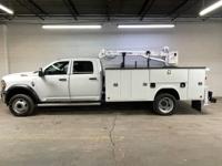 2024 RAM 5500 4X4 CREW CAB MECHANICS CRANE 6.7L CUMMINS DIESEL *ONLY 46,952 MILES* - Image 3