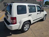 2009 Jeep Liberty Sport 3.7L 1OWNER RUNS&DRIVES GREAT AC GOOD TIRES - Image 6