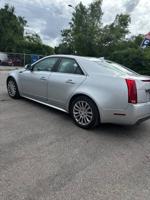 2012 Cadillac CTS Luxury * Fully loaded * Priced to sell. - Image 3