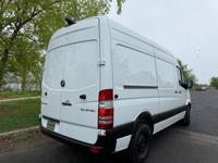 2016 MERCEDES BENZ SPRINTER 2500 144»WB HIGH TOP !!LOW MILEAGE!!BRAND Philadelphia pa - Image 5