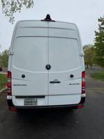 2016 MERCEDES BENZ SPRINTER 2500 144»WB HIGH TOP !!LOW MILEAGE!!BRAND Philadelphia pa - Image 6