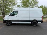 2016 MERCEDES BENZ SPRINTER 2500 144»WB HIGH TOP !!LOW MILEAGE!!BRAND Philadelphia pa - Image 8