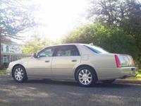 2009 Cadillac DTS Luxury 6 Passenger 4dr Sedan East Brunswick, NJ - Image 4