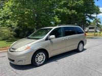 🔥 CLEAN TOYOTA SIENNA XLE 🔥 otp east - Image 4