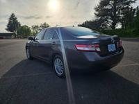 2011 Toyota Camry LE 4dr Sedan 6A Sedan Roberto's Auto Sales - Image 7