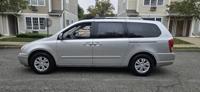 KIA SEDONA LX 1 OWNER FAMILY VAN LIKE NEW Staten Island - Image 3