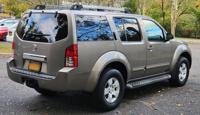 2005 Nissan Pathfinder XE 4x4 7-Passenger Hauler! westchester - Image 4