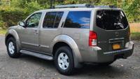 2005 Nissan Pathfinder XE 4x4 7-Passenger Hauler! westchester - Image 5