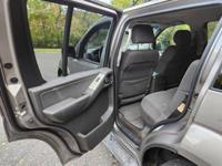 2005 Nissan Pathfinder XE 4x4 7-Passenger Hauler! westchester - Image 8