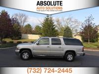 2004 Chevrolet Suburban 1500 LT 4WD 4dr SUV Chevrolet Suburban Sedan - Image 3