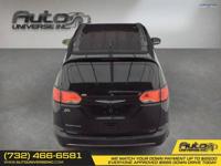 2017 Chrysler Pacifica TouringL Touring L Touring-L All advertised prices are DOWN PAYMENTS - Image 7
