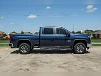 2021 Chevrolet Silverado 2500HD 4WD Crew Cab 159 LT - Image 8