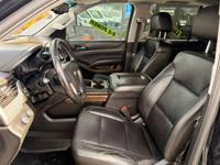 2019 CHEVROLET SUBURBAN LT > CALL NOW! (909)>587>21>24 EZ FINANCE!! Fontana - Image 10