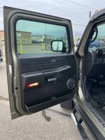 2005 HUMMER H2 4x4 Luxury SUV Only 45k miles N VILLA AVE OKC - Image 10