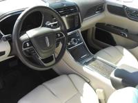 2017 Lincoln Continental Premier fwd loaded all records white/cream A+ Escondido - Image 9